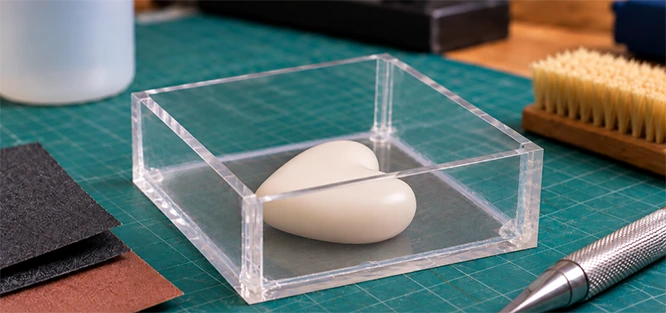 Build and Secure the Mold Box