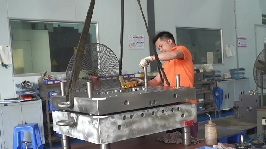 Mold Assembly