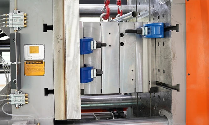 Polyester and Nylon in Injection Molding
